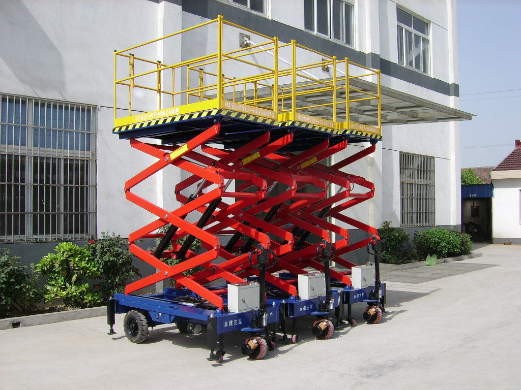 自行式升降平臺(tái)1.jpg